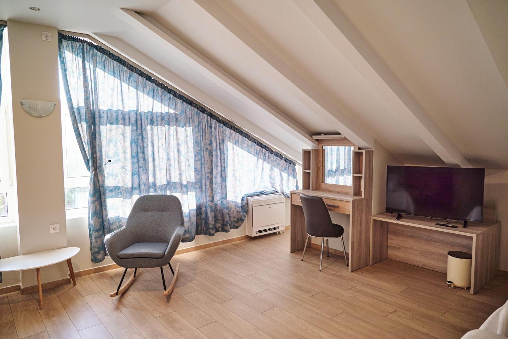 Famissi Sofita 7 Aparthotel Kalambáka Kültér fotó